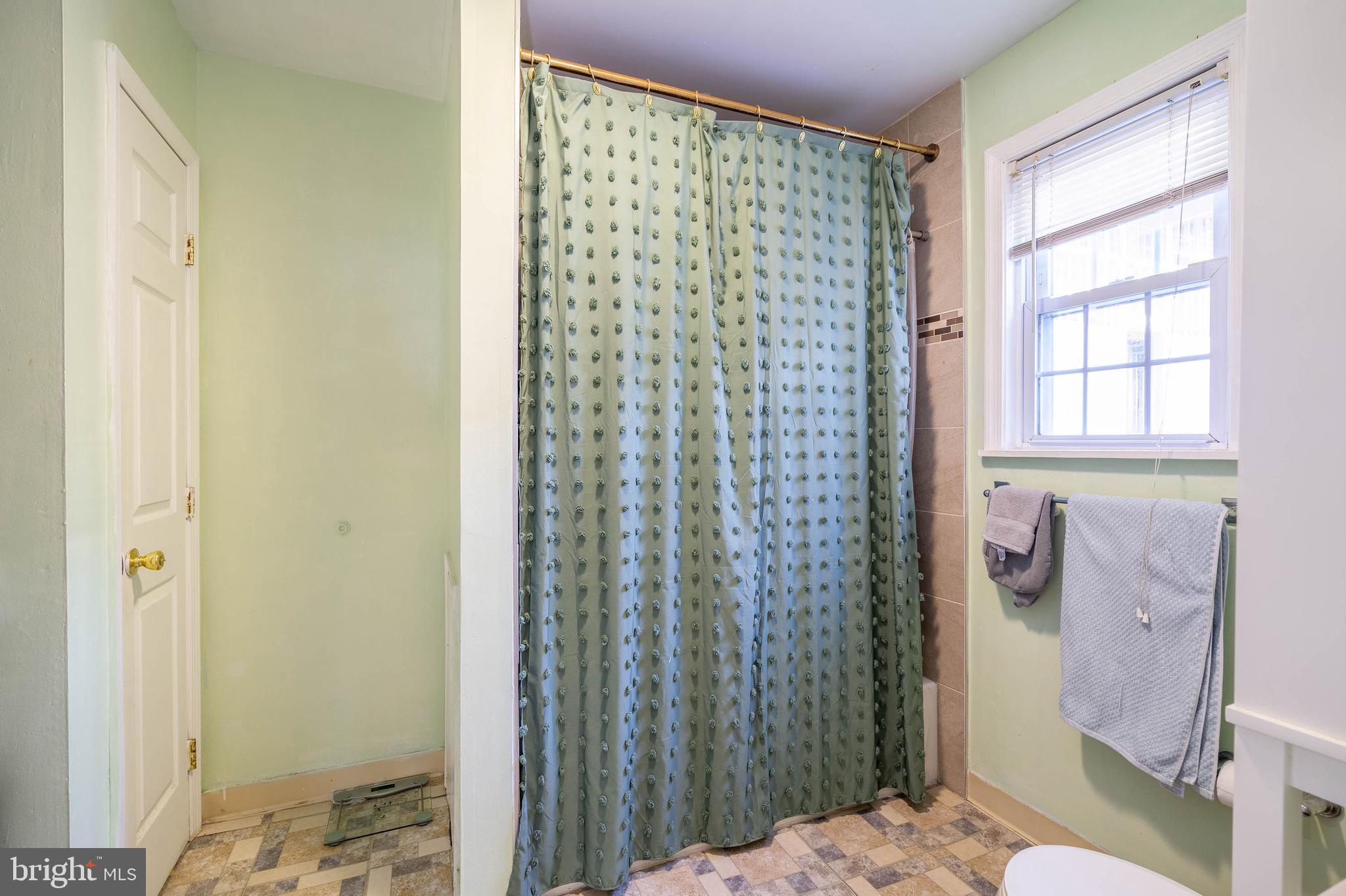 1038 S BOUVIER STREET