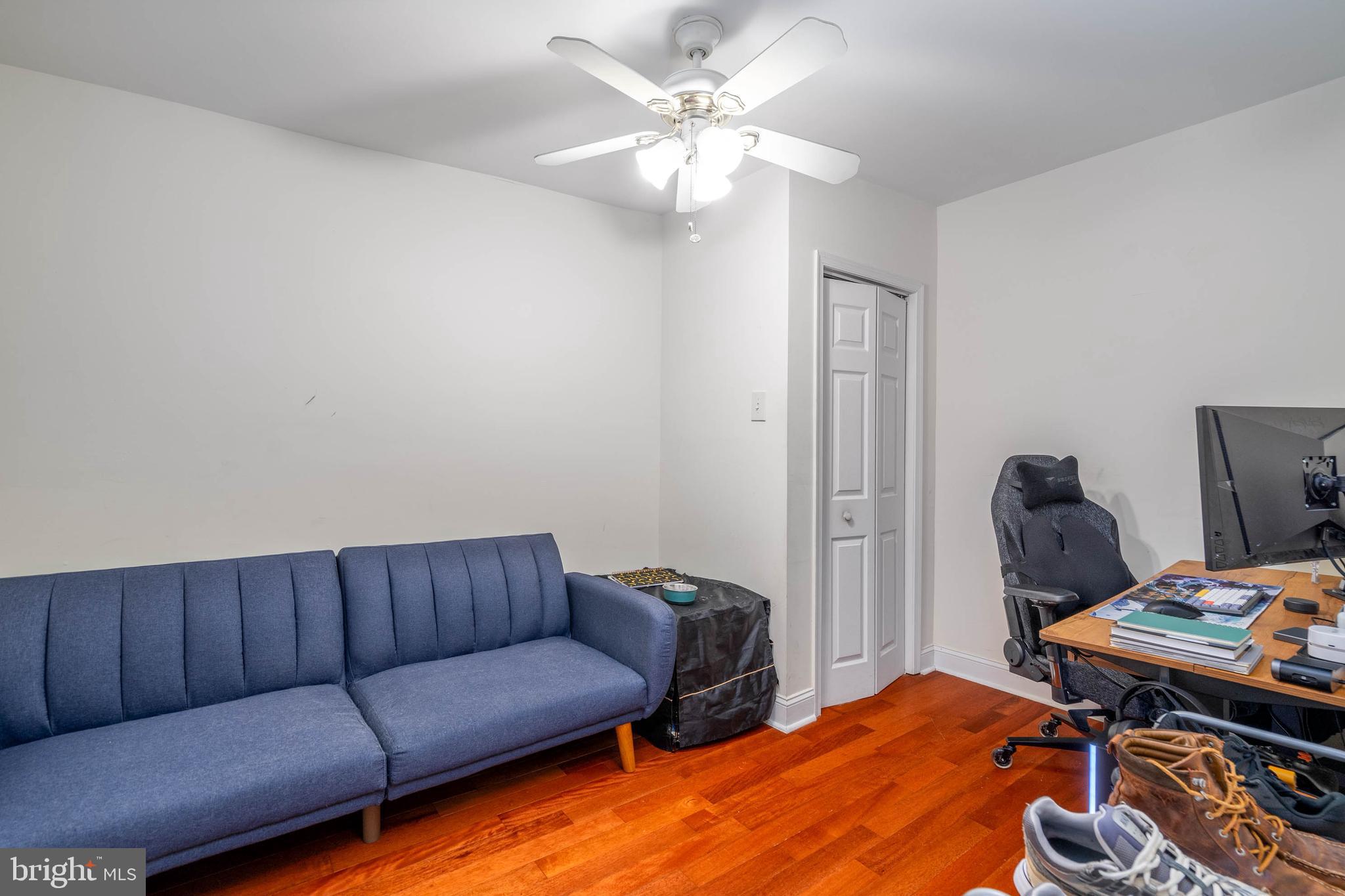 1038 S BOUVIER STREET