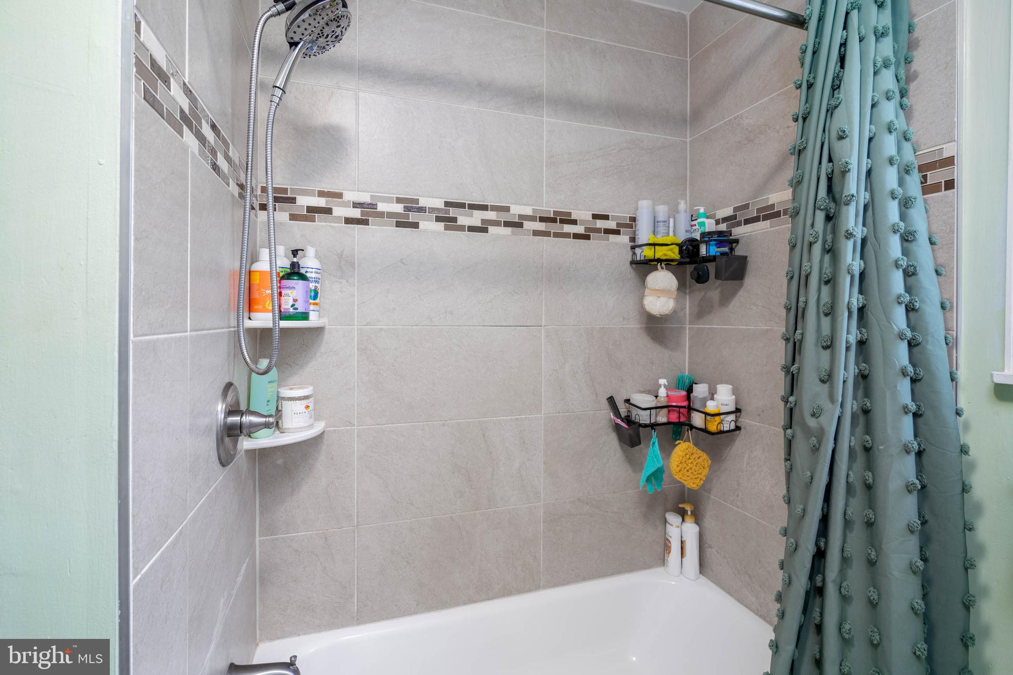 1038 S BOUVIER STREET