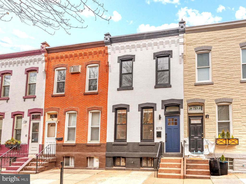 875 N STILLMAN STREET