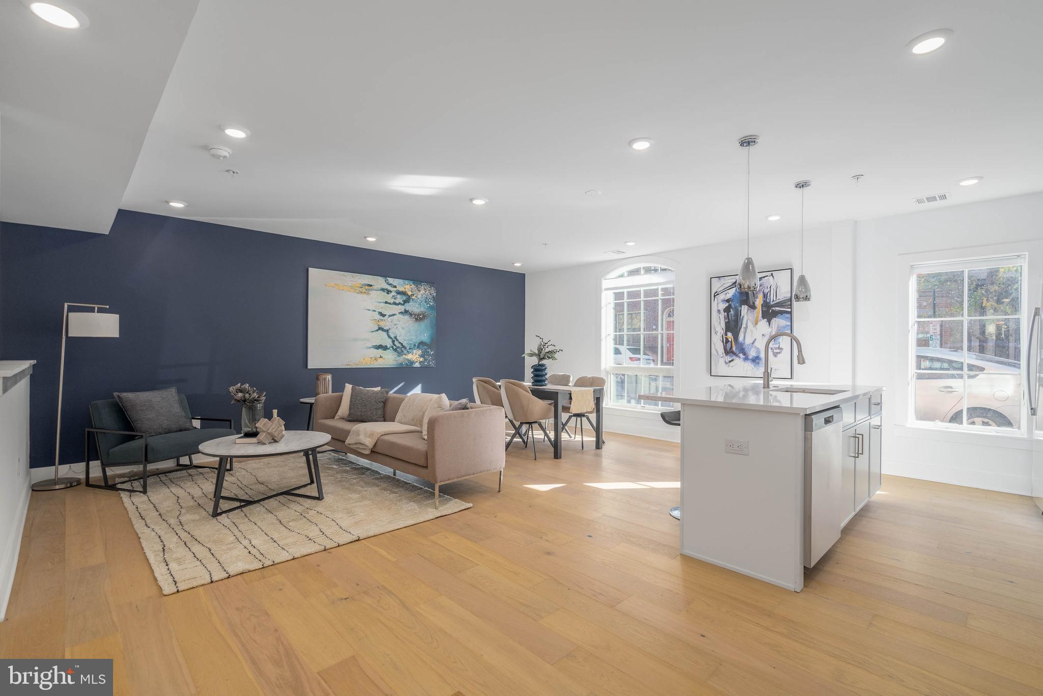 825 BAINBRIDGE STREET 103