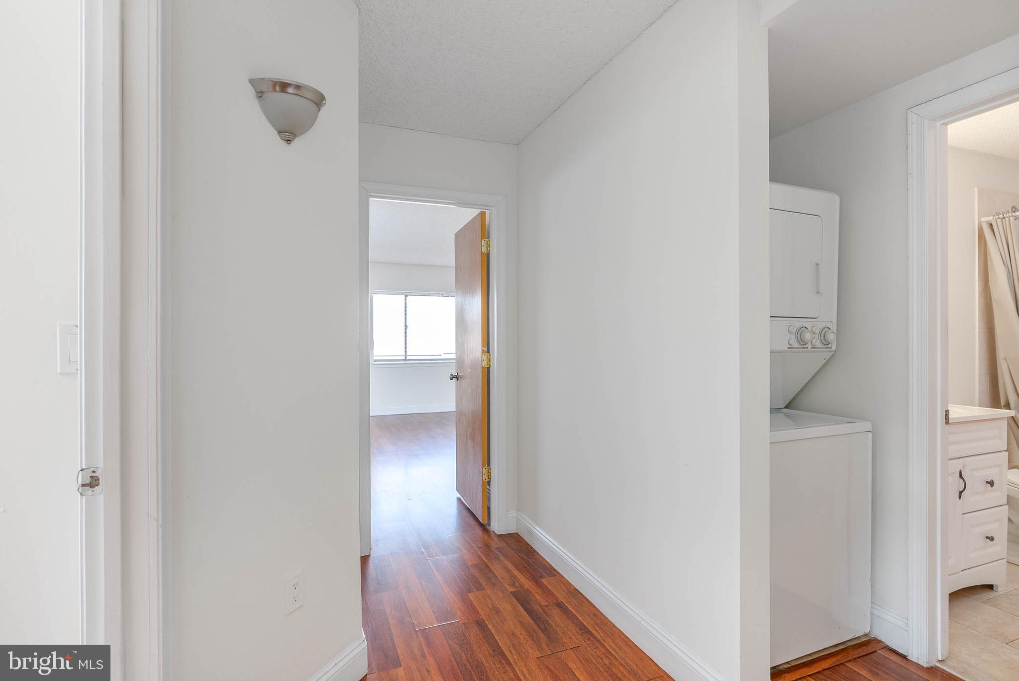 200 LOMBARD STREET 10 507