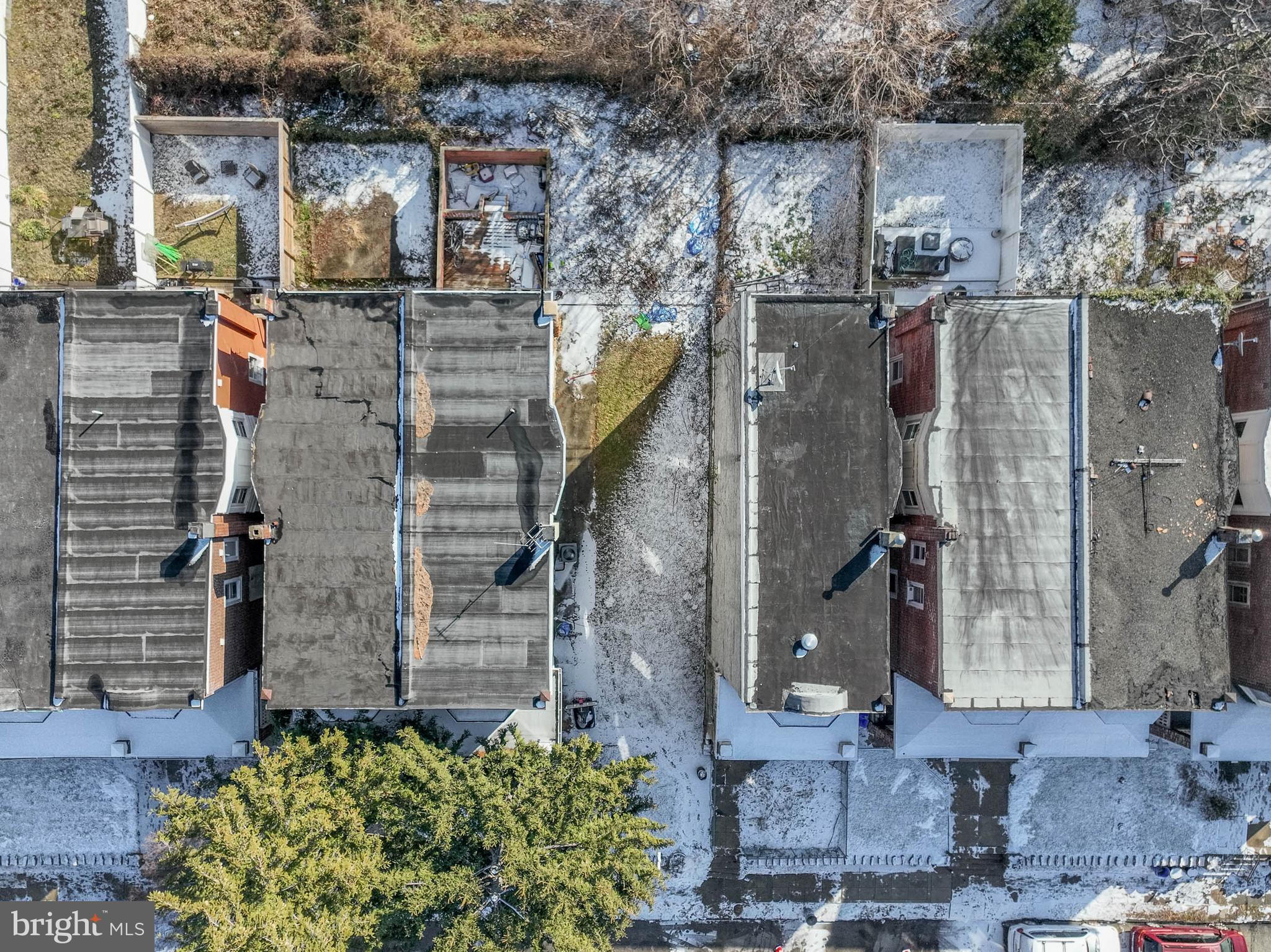 609 & 610 E LOCUST AVENUE