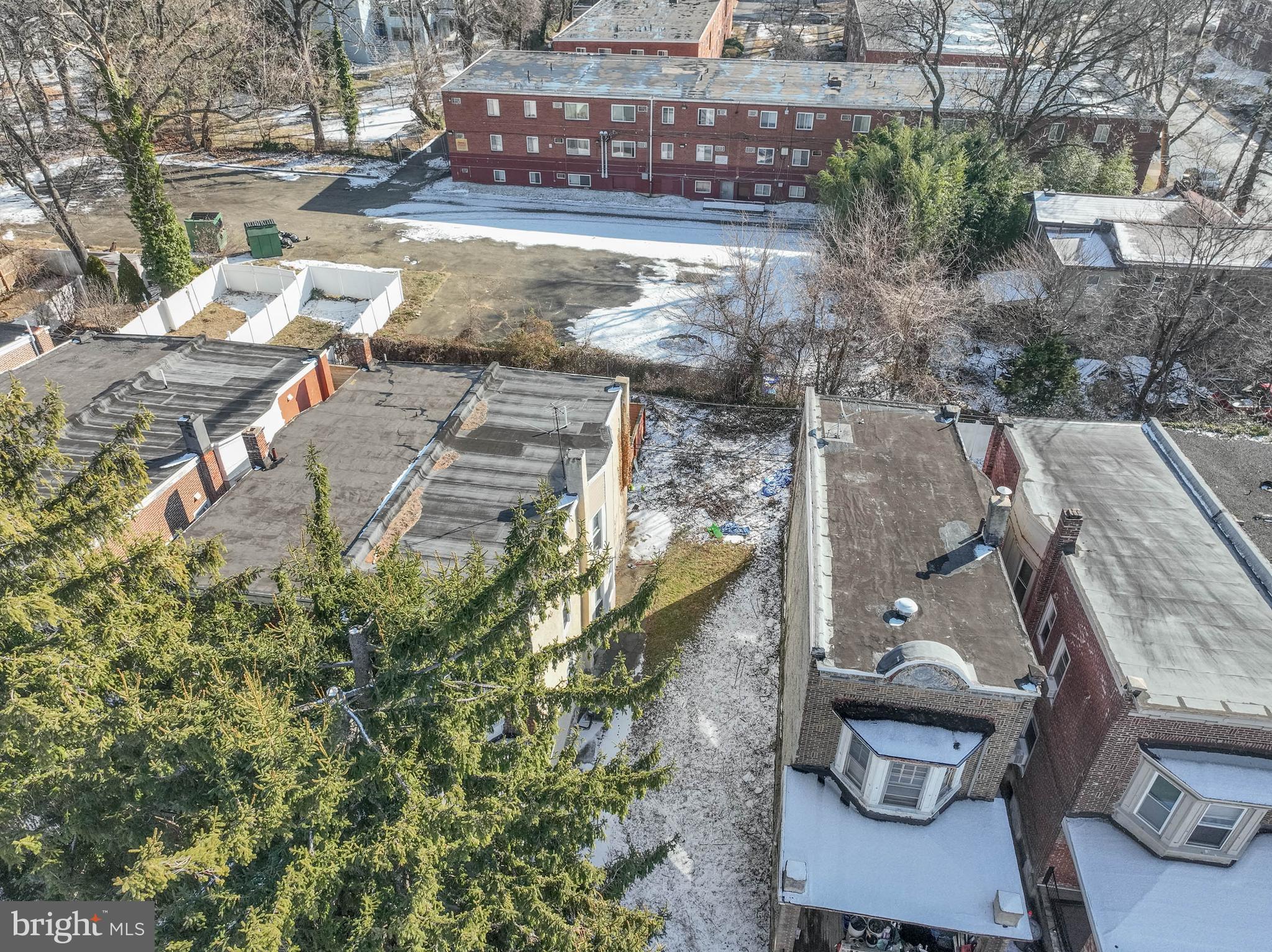 609 & 610 E LOCUST AVENUE