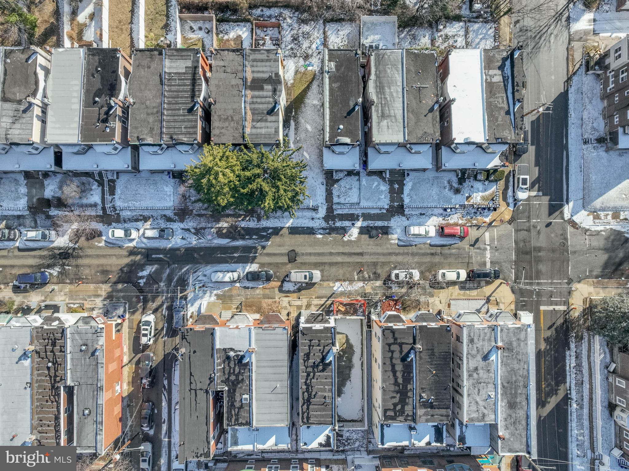 609 & 610 E LOCUST AVENUE