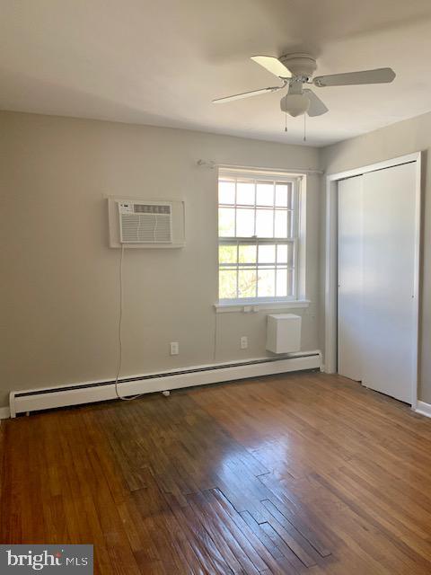 923 SPRUCE STREET 3RD FLR