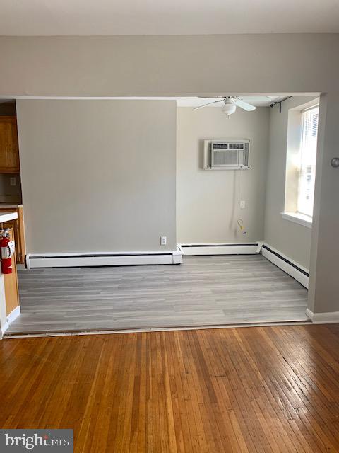 923 SPRUCE STREET 3RD FLR