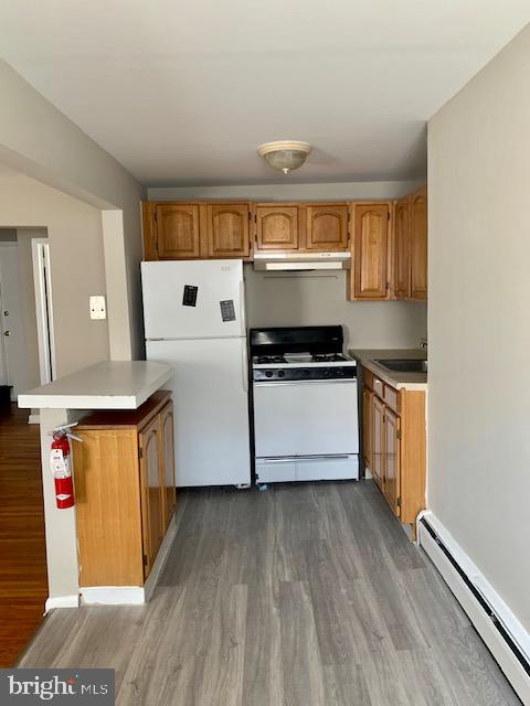 923 SPRUCE STREET 3RD FLR
