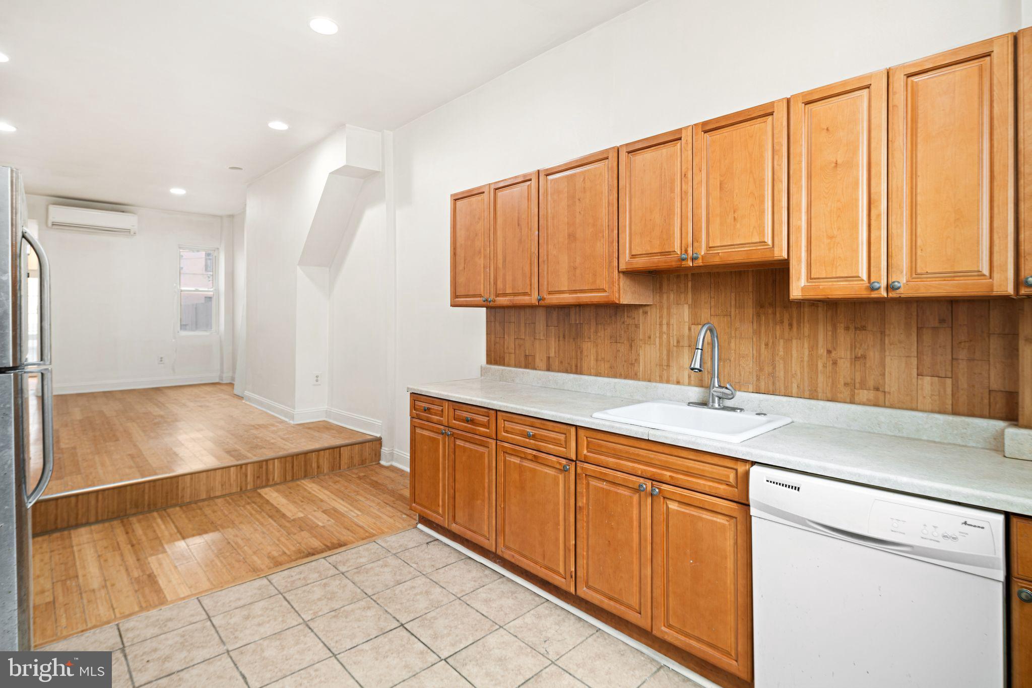 423 S 20TH STREET
