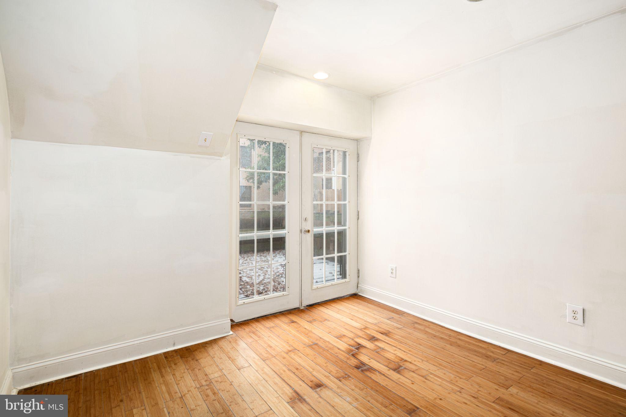 423 S 20TH STREET