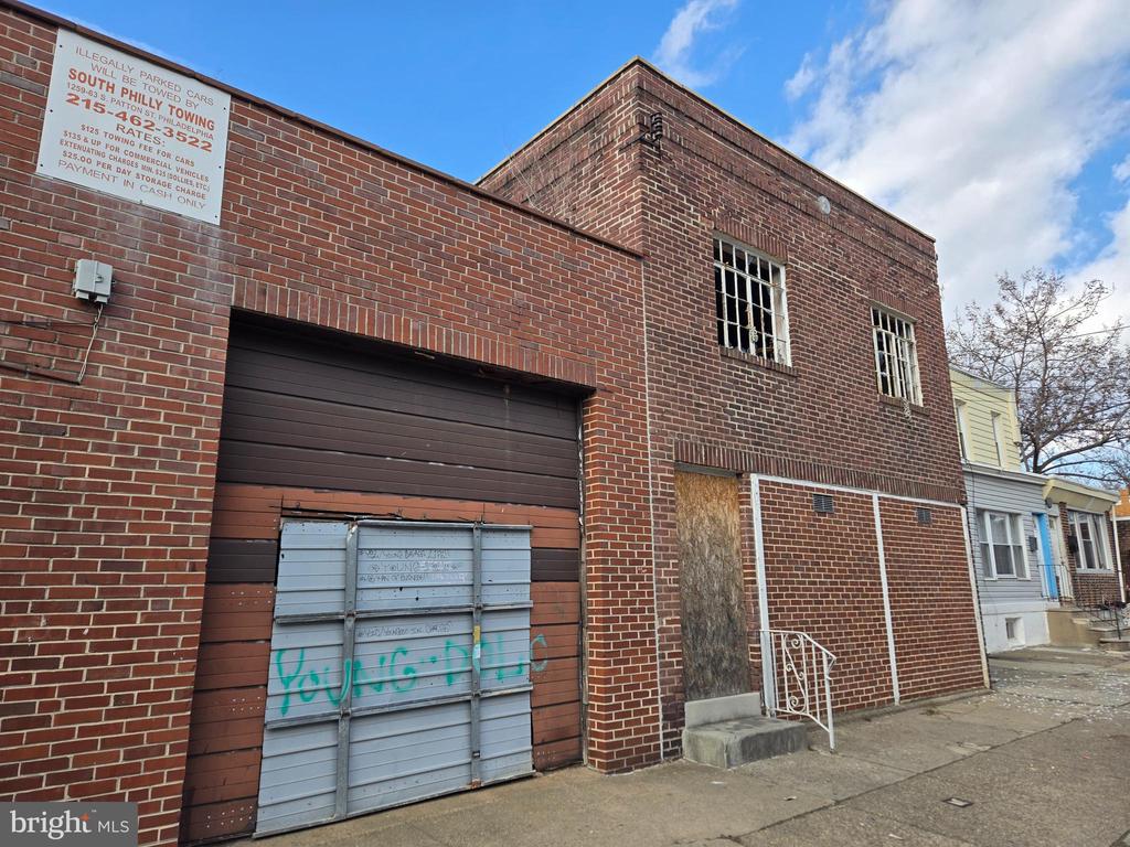 6737 YOCUM STREET 43