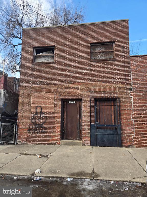6737 YOCUM STREET 43