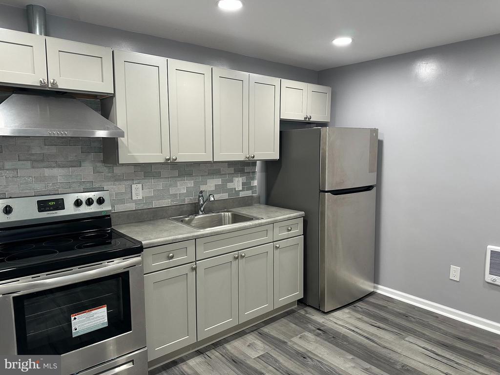 1329 N 7TH STREET 2R