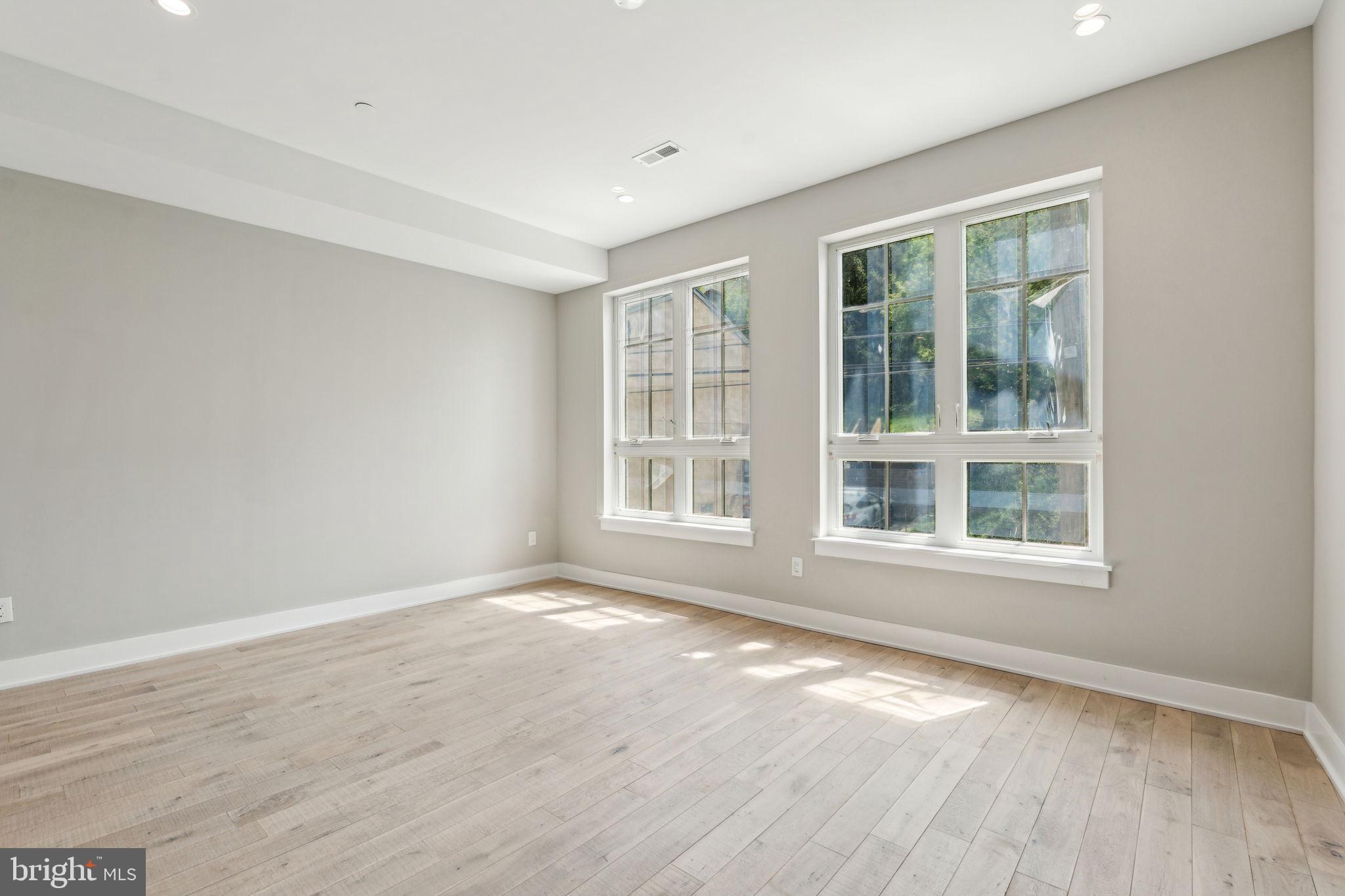 332 CARSON STREET