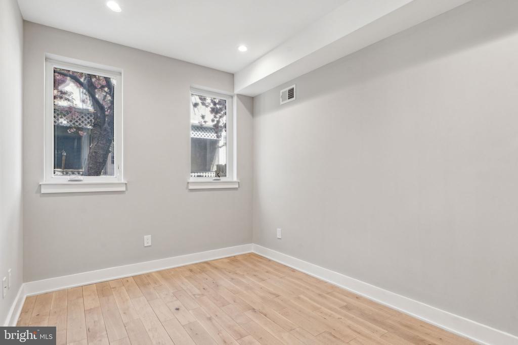 332 CARSON STREET