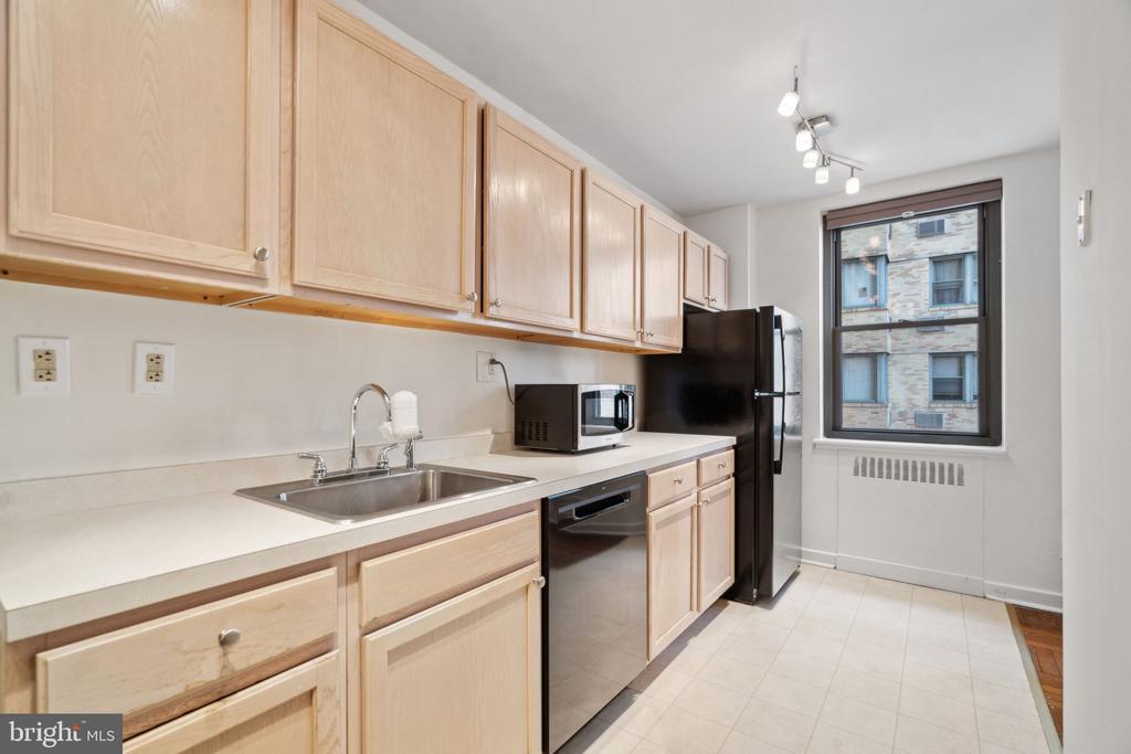 2601 PENNSYLVANIA AVENUE 352