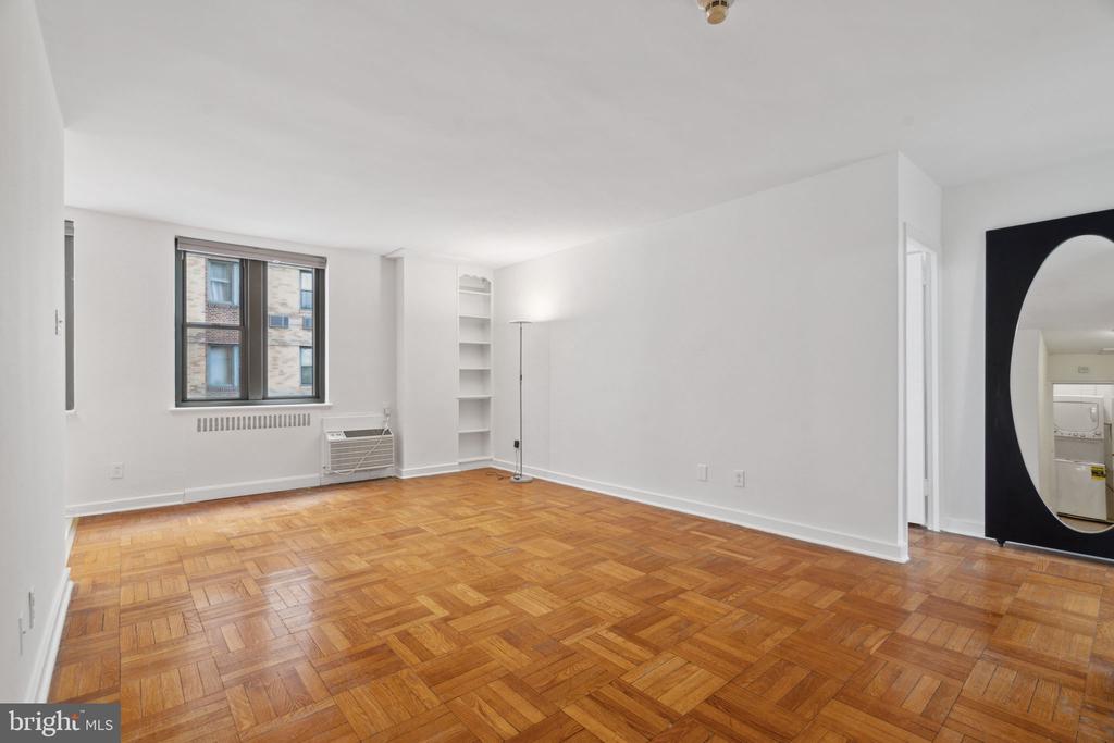 2601 PENNSYLVANIA AVENUE 352
