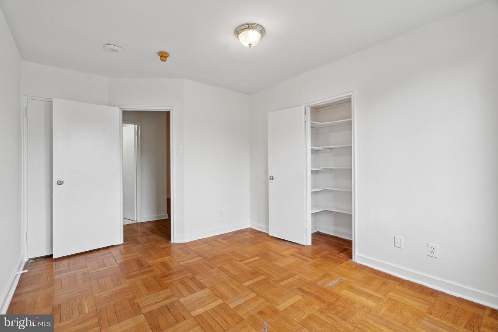 2601 PENNSYLVANIA AVENUE 352