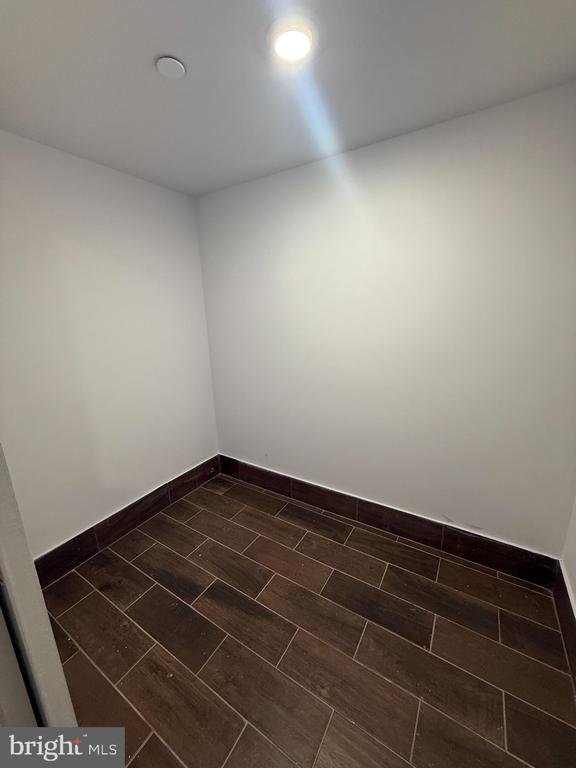 800 CALLOWHILL STREET 8 APT 1