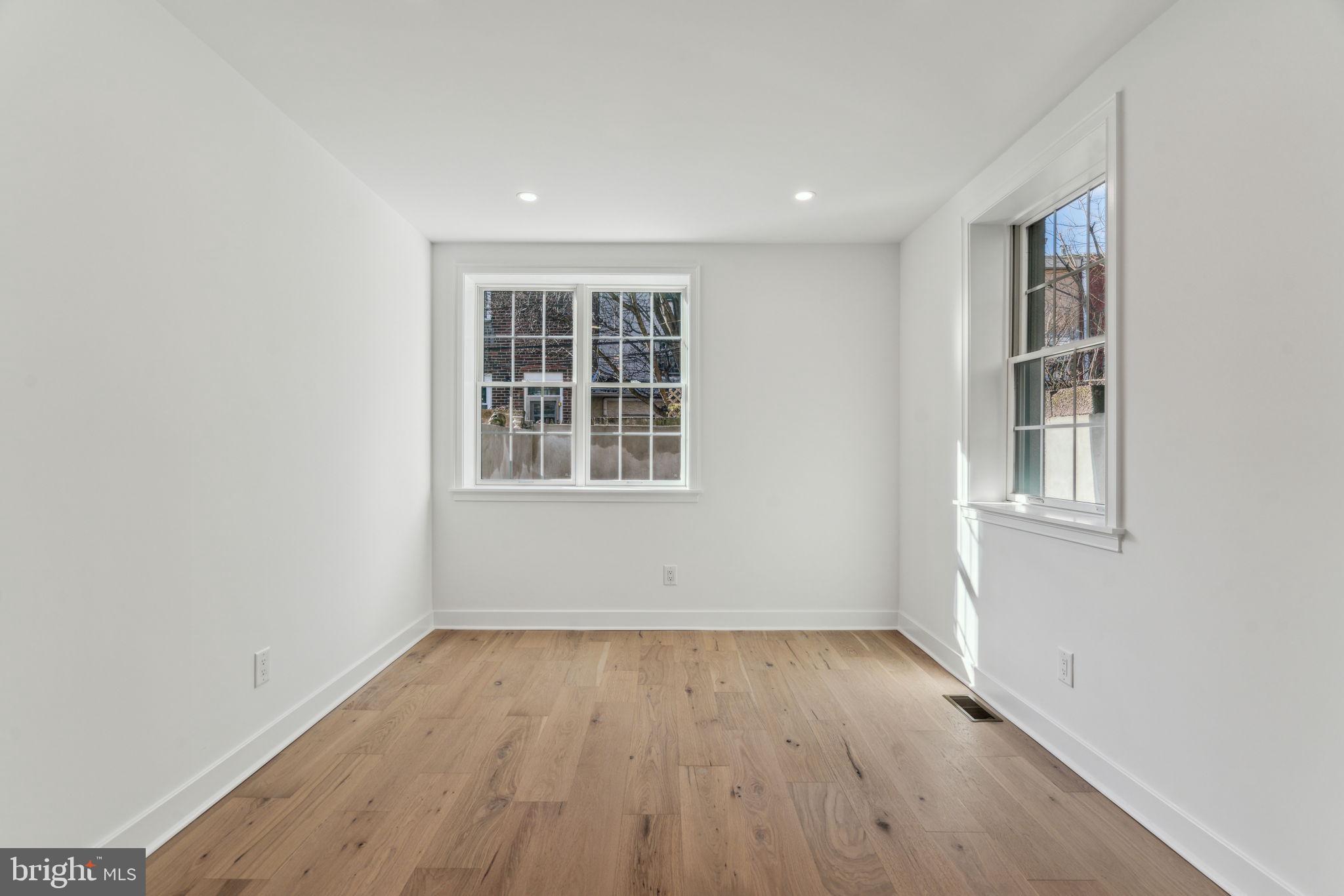 614 CARPENTER STREET