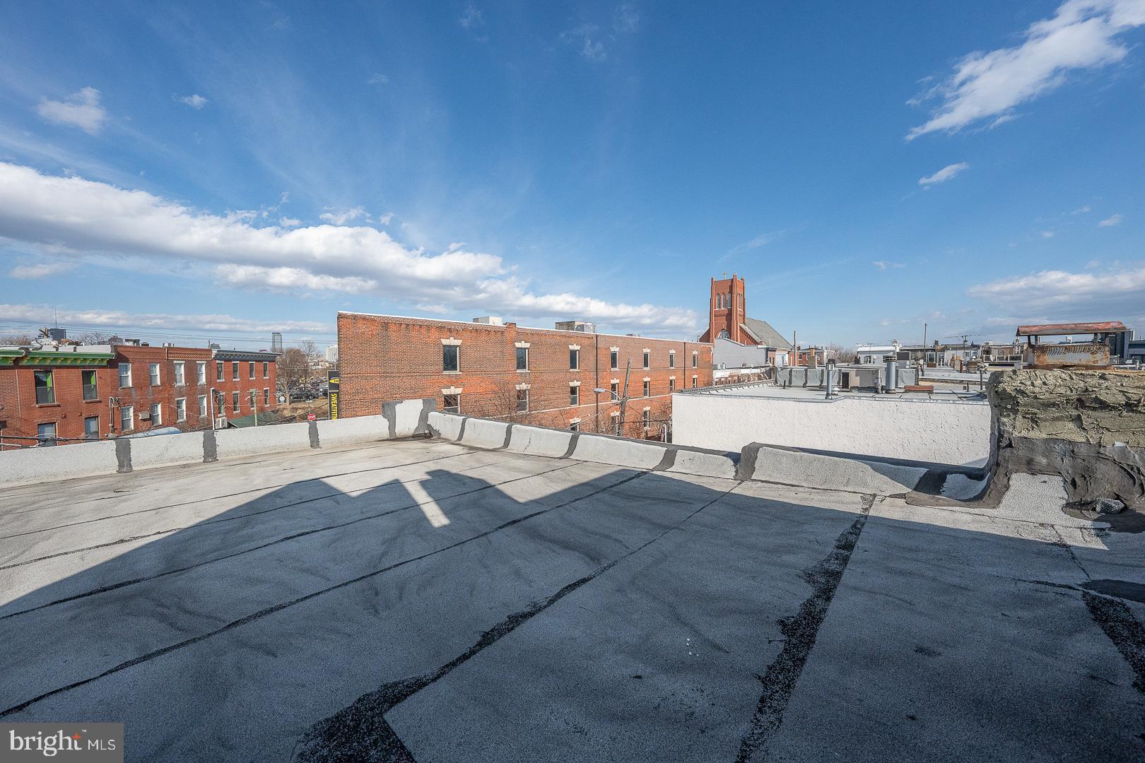 1515 E PASSYUNK AVENUE