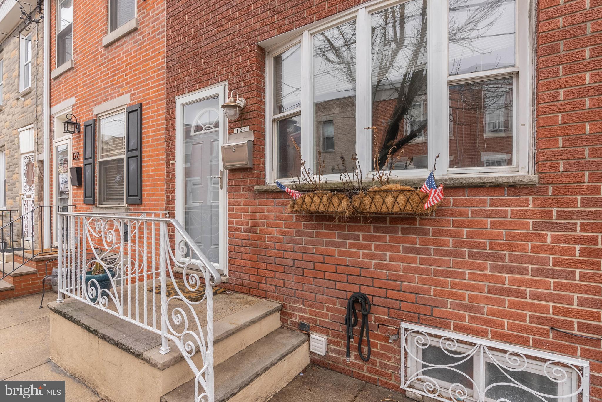 124 FERNON STREET