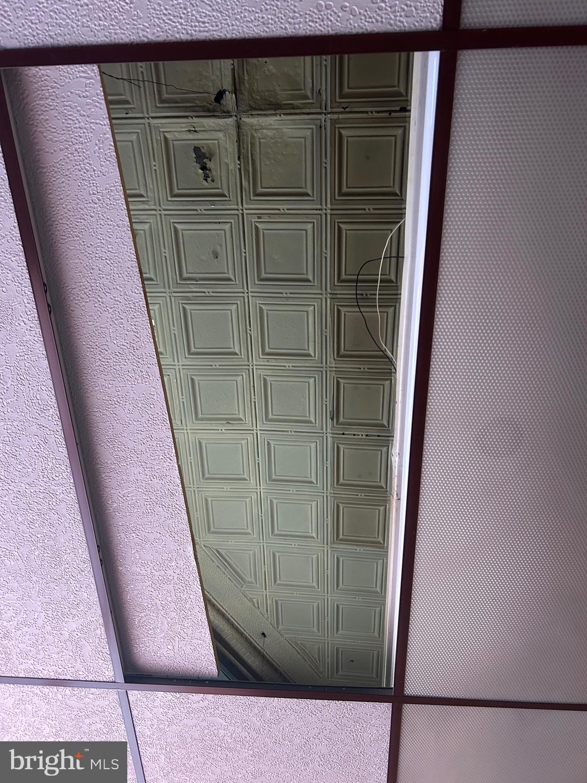 1515 E PASSYUNK AVENUE