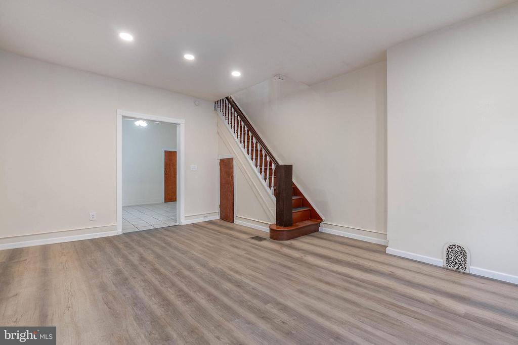 1322 COLWYN STREET