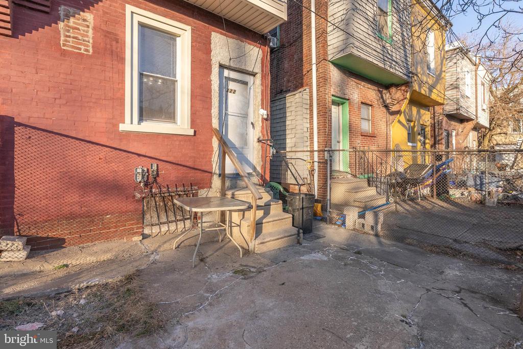1322 COLWYN STREET