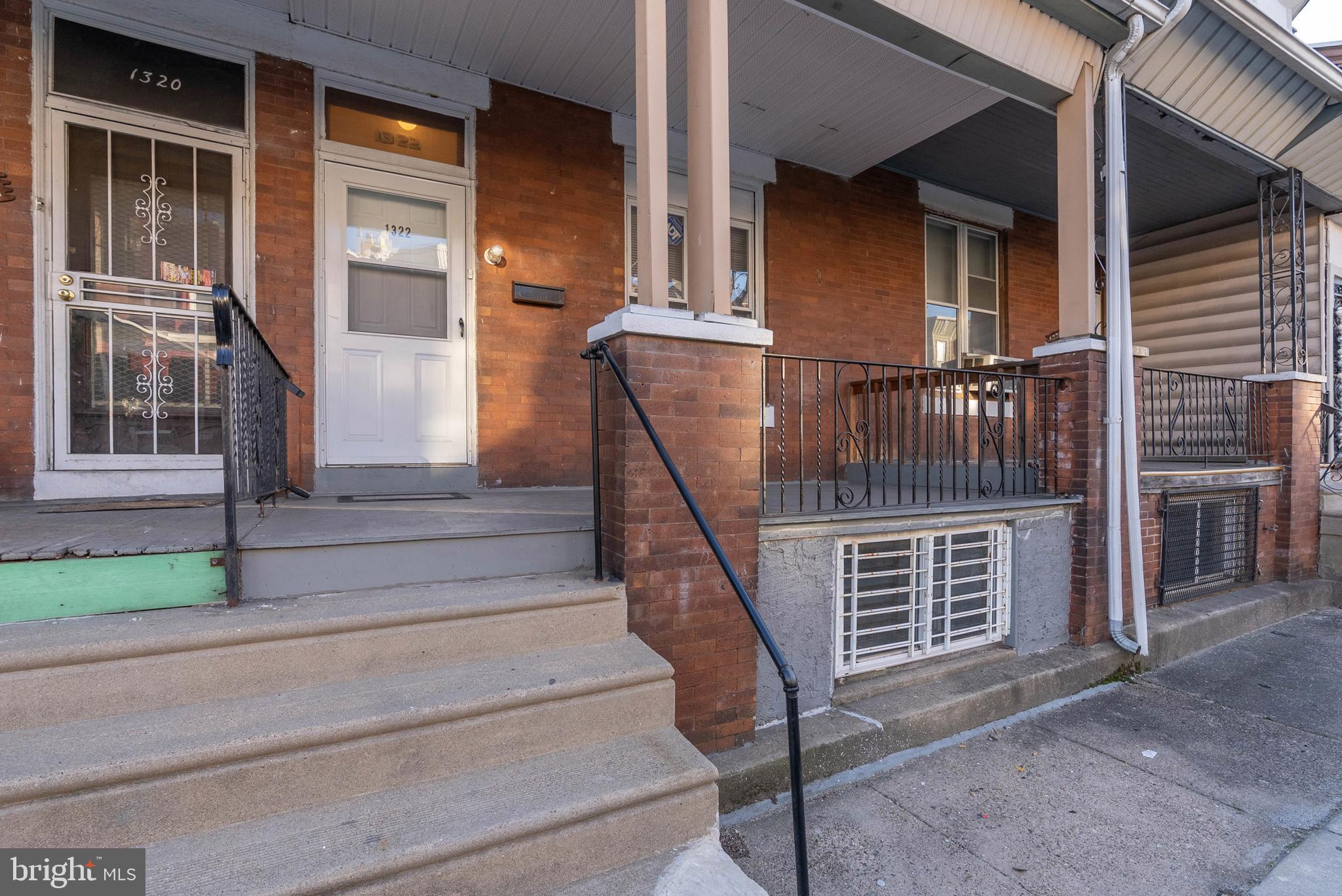 1322 COLWYN STREET
