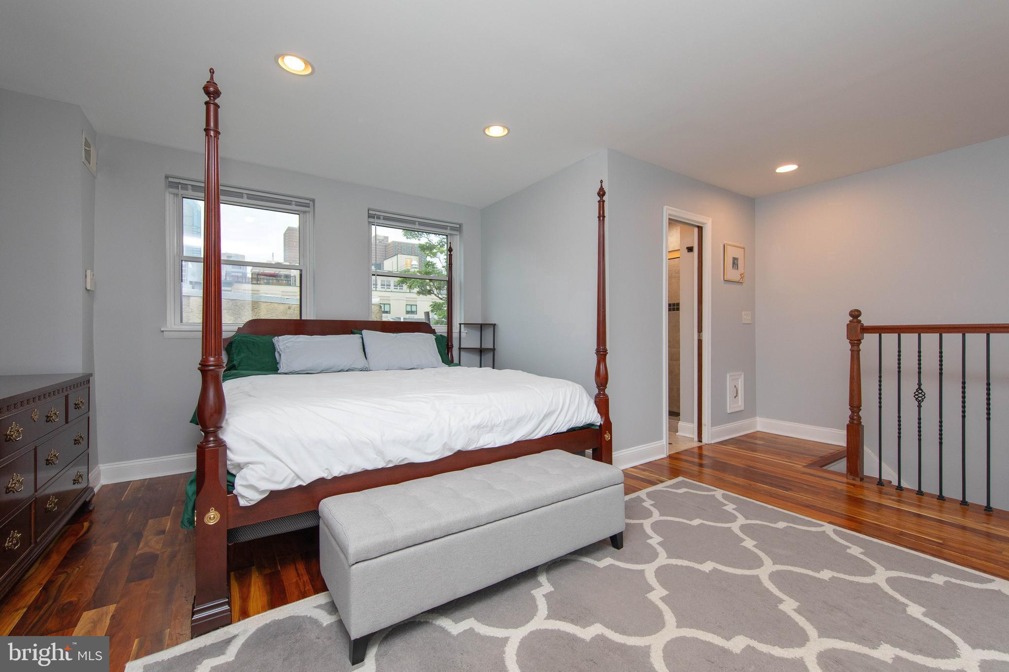 1543 SOUTH STREET
