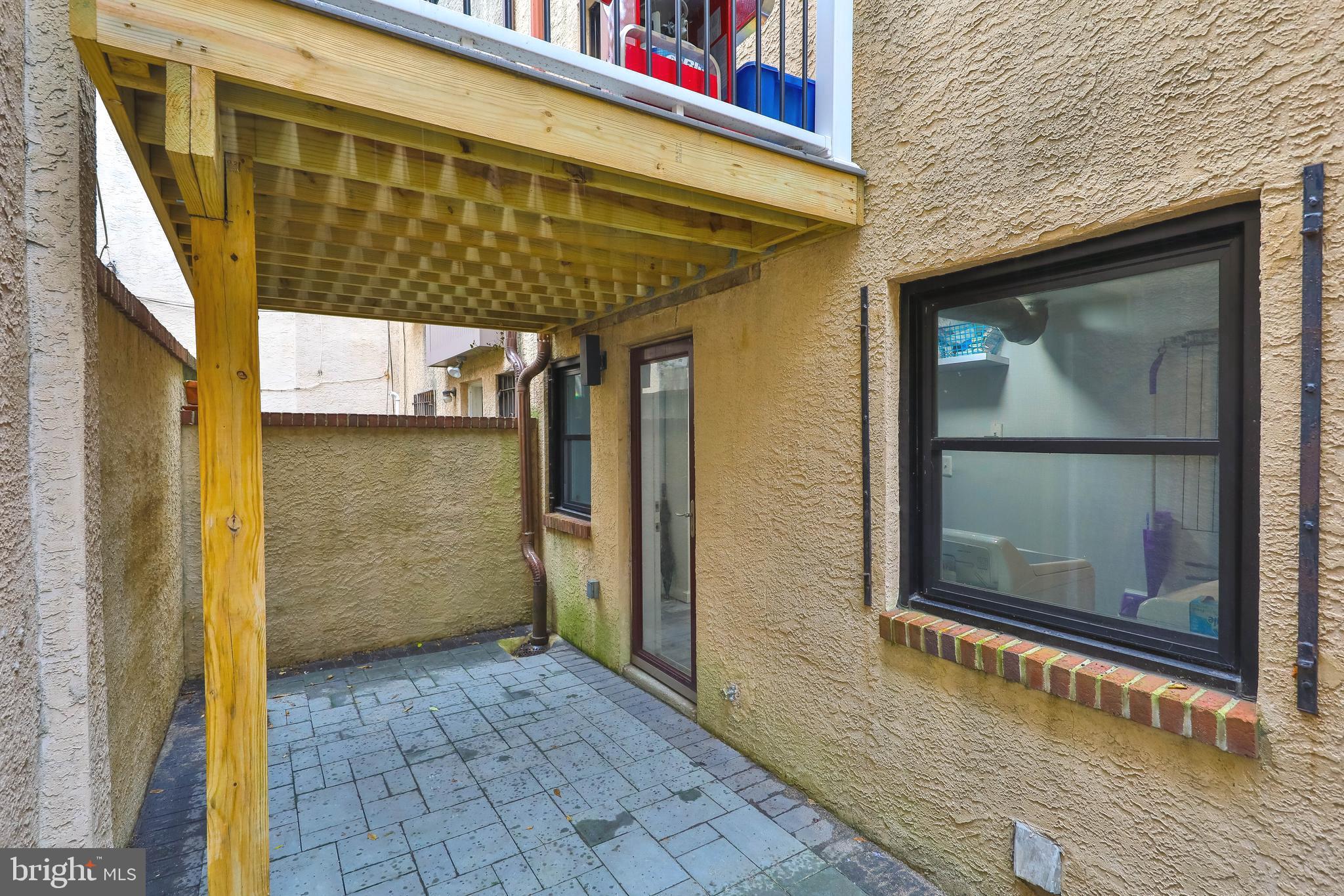 1543 SOUTH STREET