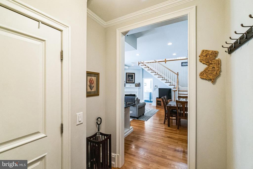 1112 SPRUCE STREET 5