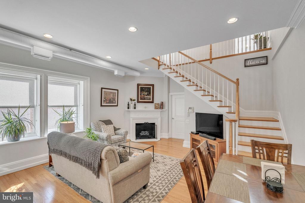 1112 SPRUCE STREET 5