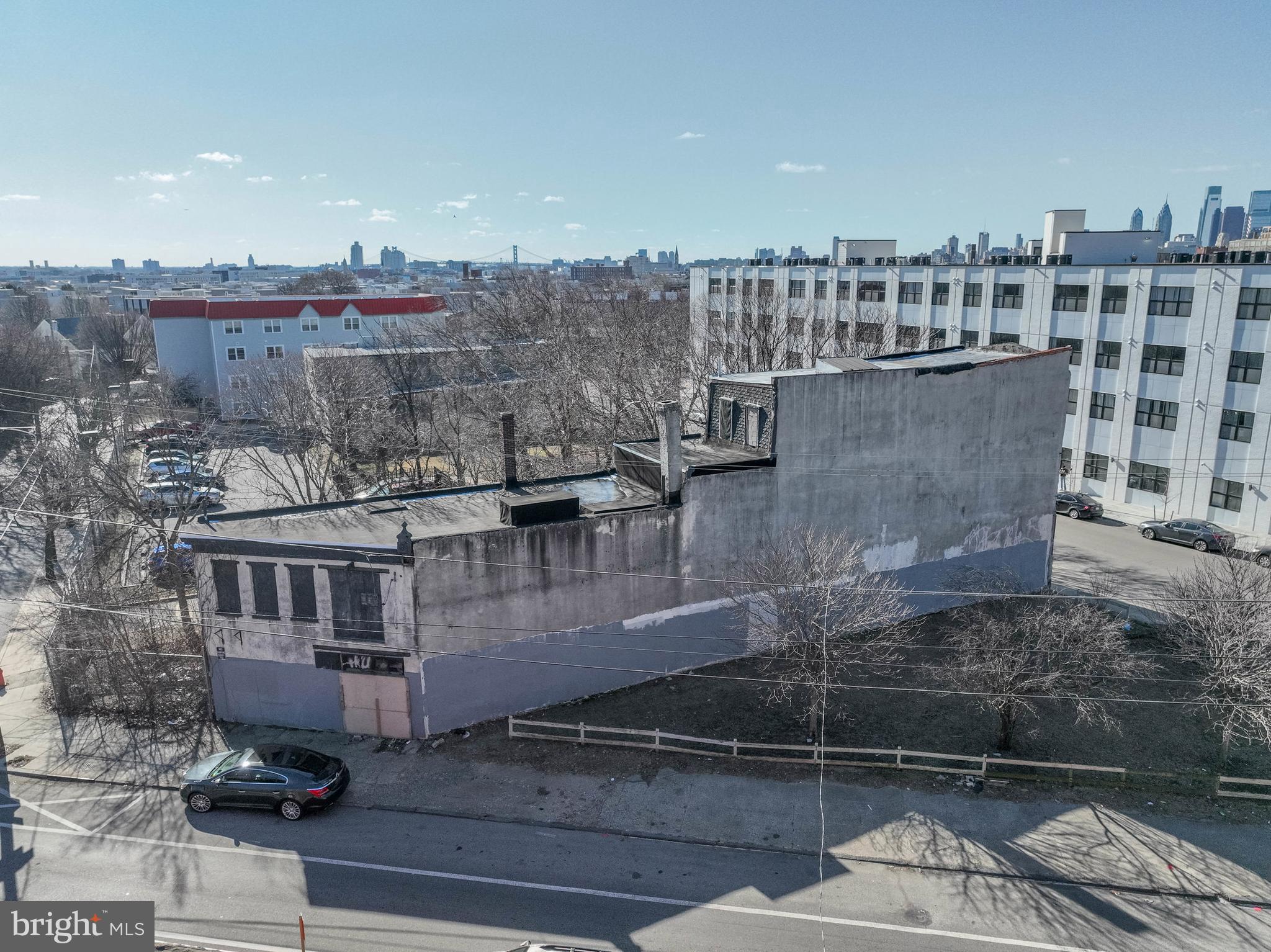 2255 GERMANTOWN AVENUE