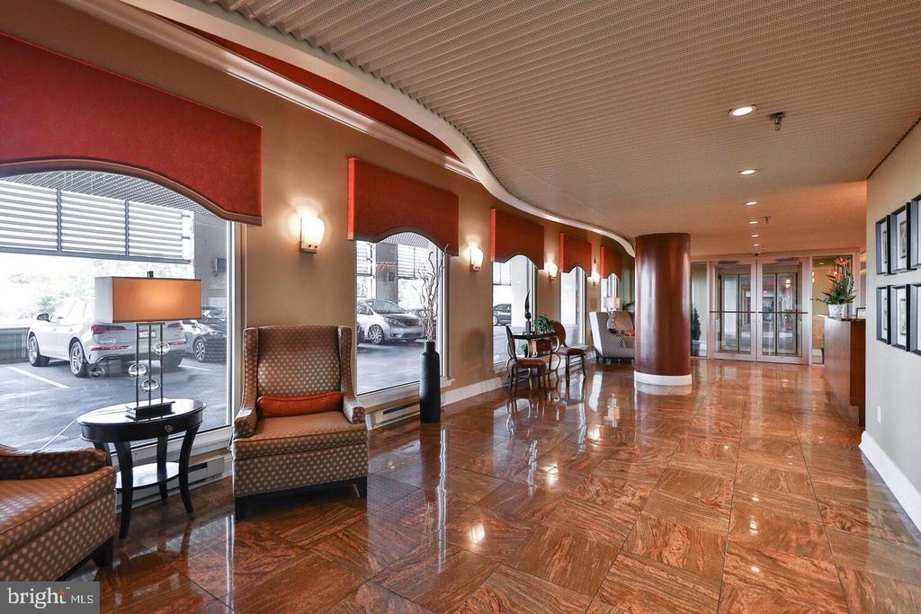 717 S COLUMBUS BOULEVARD 1201