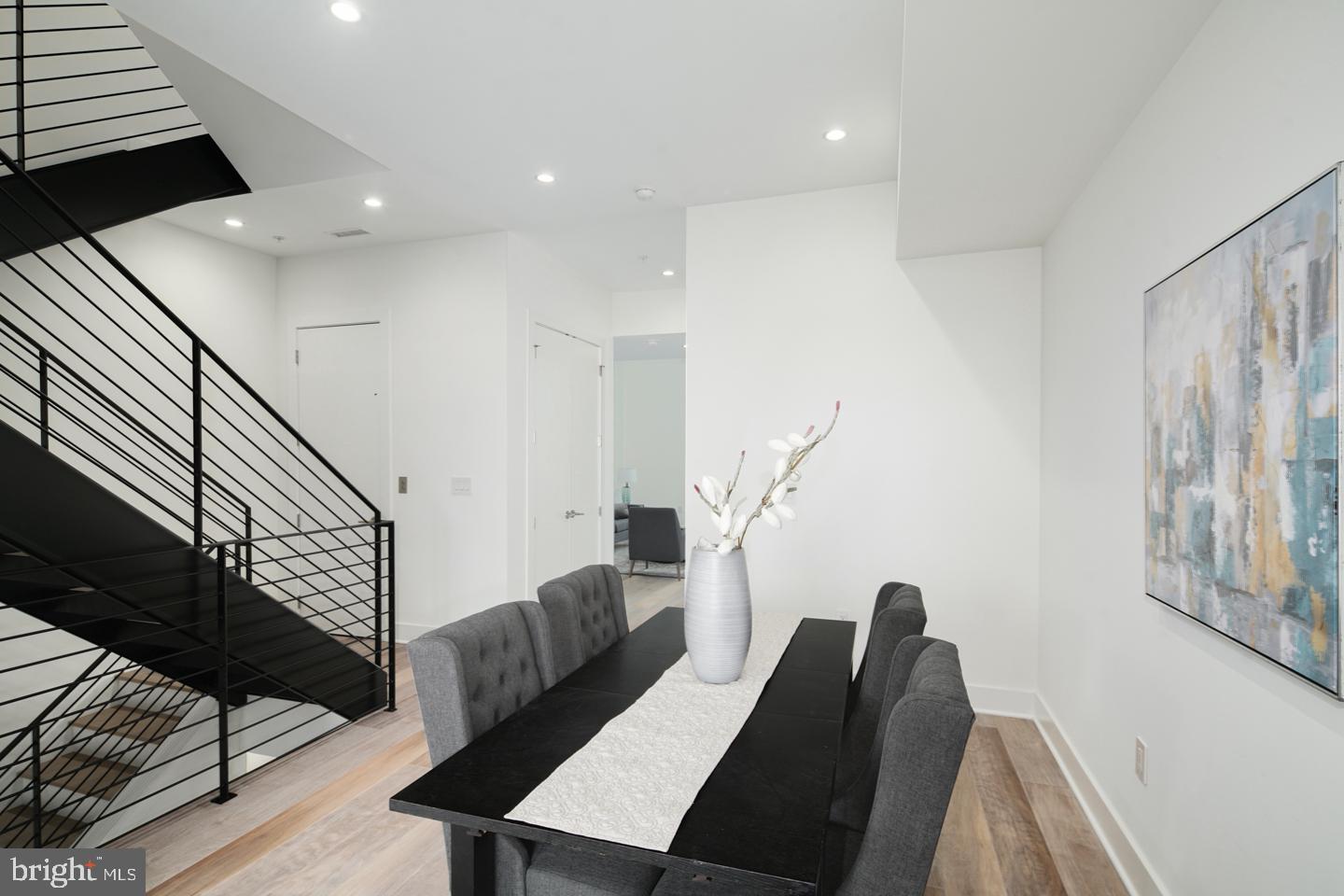 142 S FRONT STREET