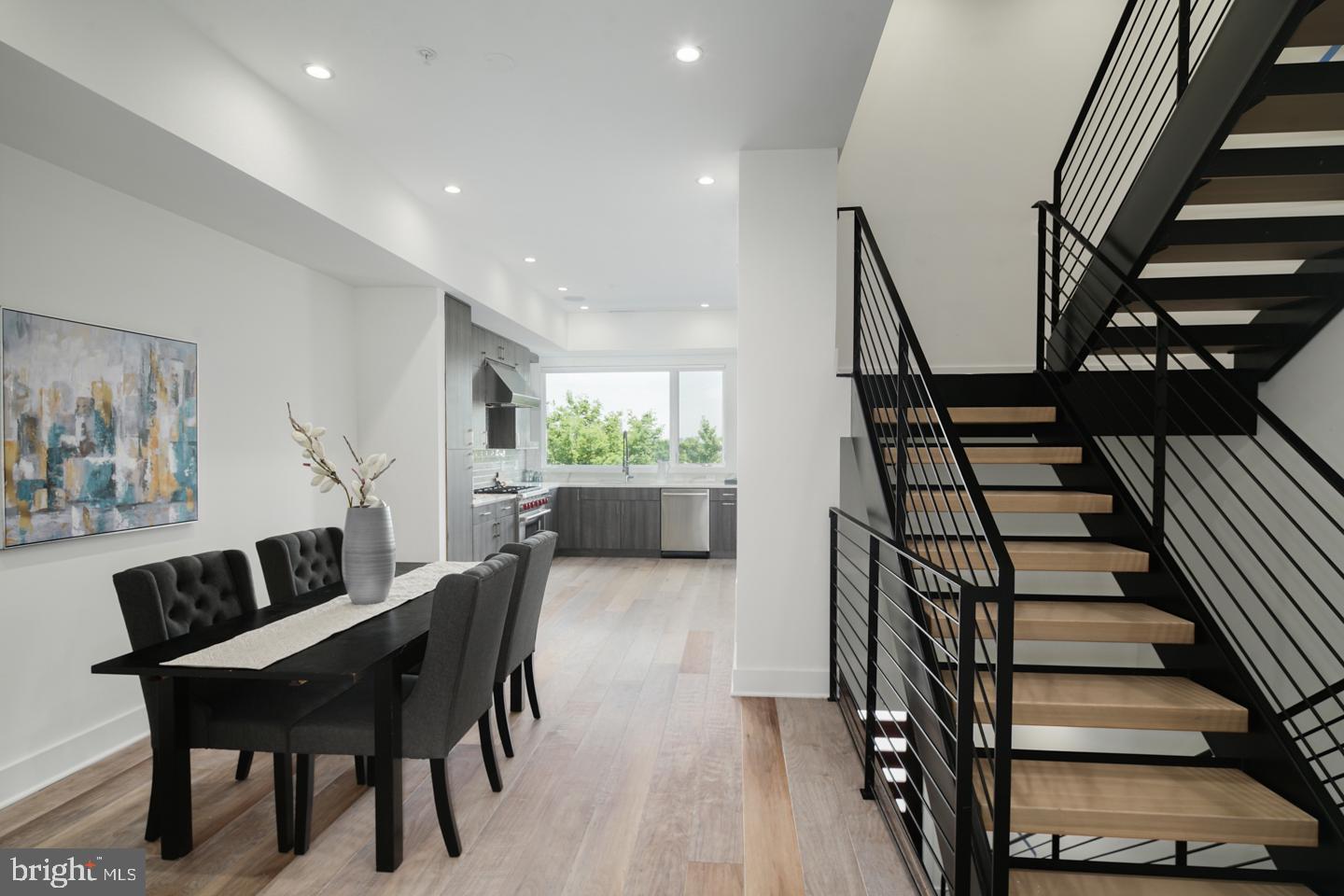 142 S FRONT STREET
