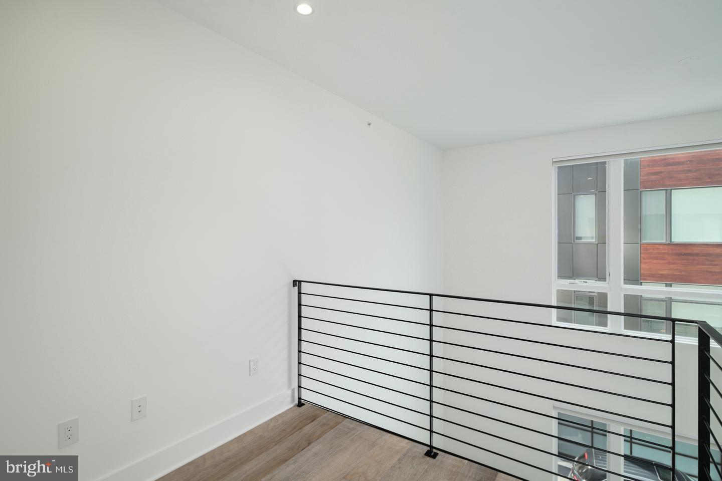 142 S FRONT STREET