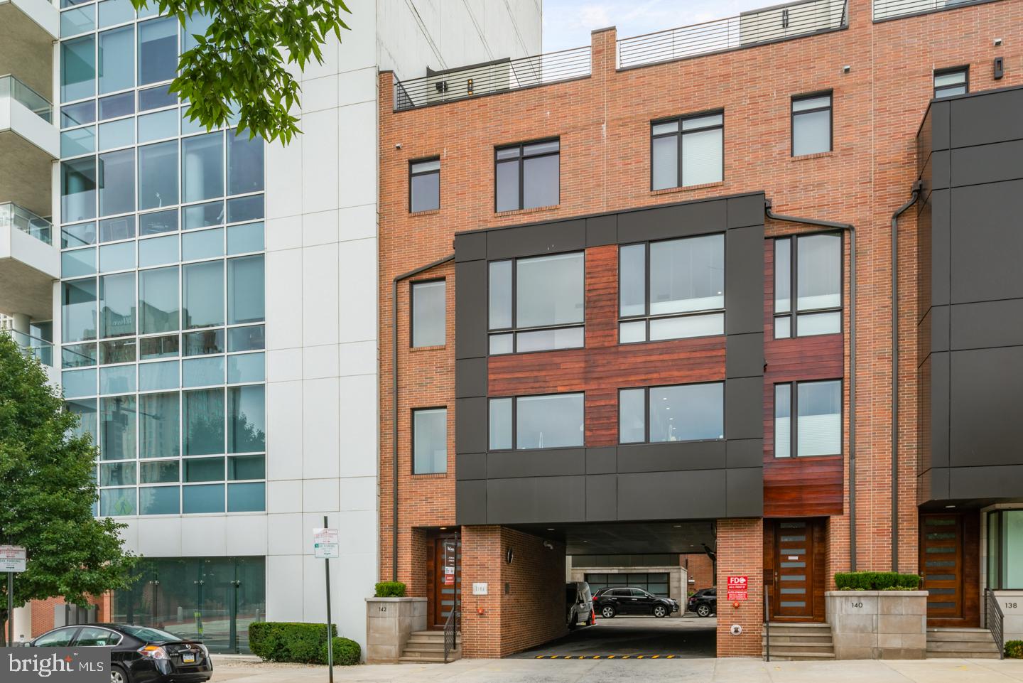 142 S FRONT STREET