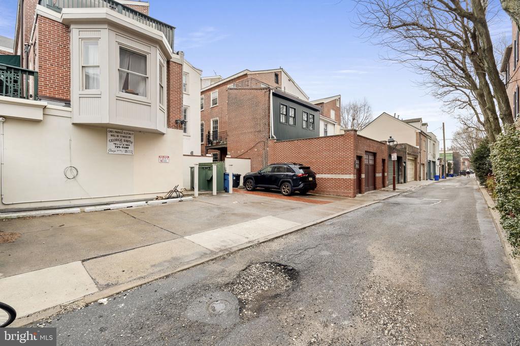 736 PINE STREET 38 C