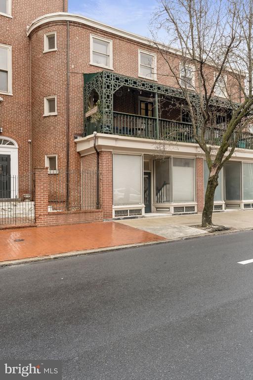 736 PINE STREET 38 C