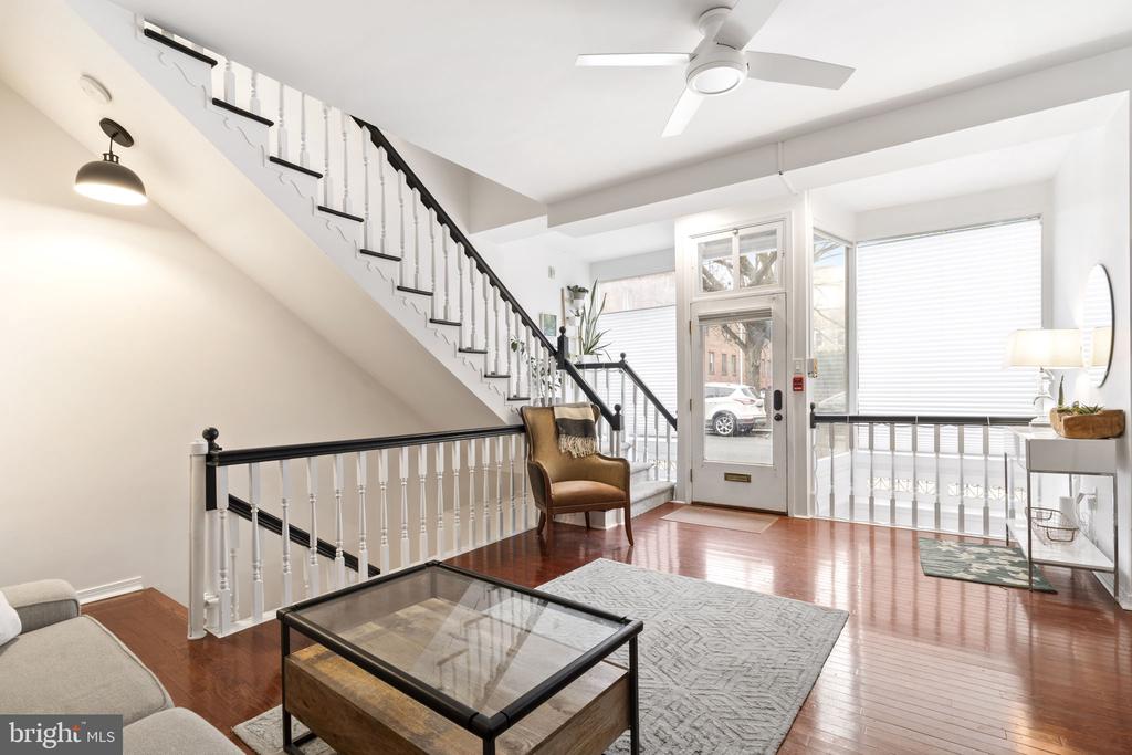736 PINE STREET 38 C