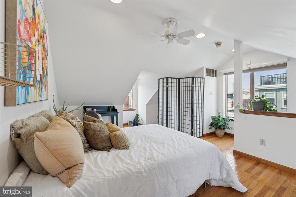 1443 S 2ND STREET