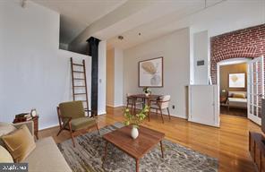 1010 RACE STREET 6A