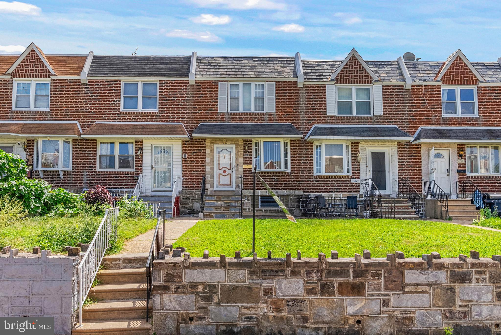 6221 CARDIFF STREET