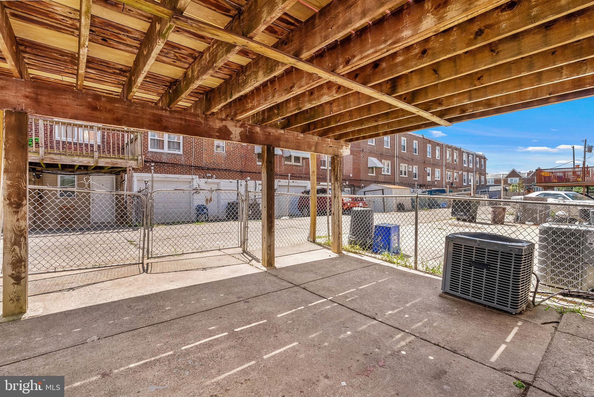 6221 CARDIFF STREET