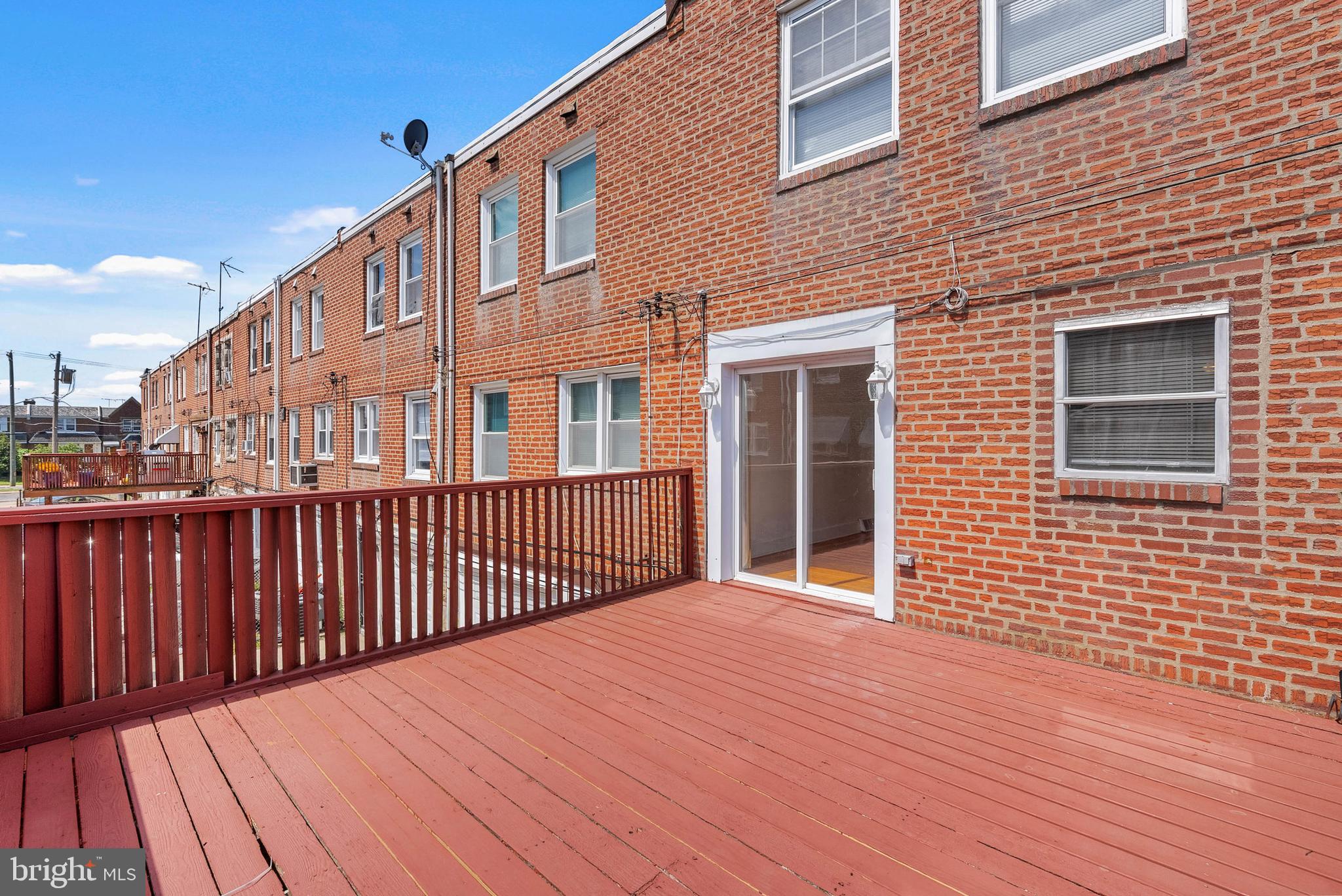 6221 CARDIFF STREET