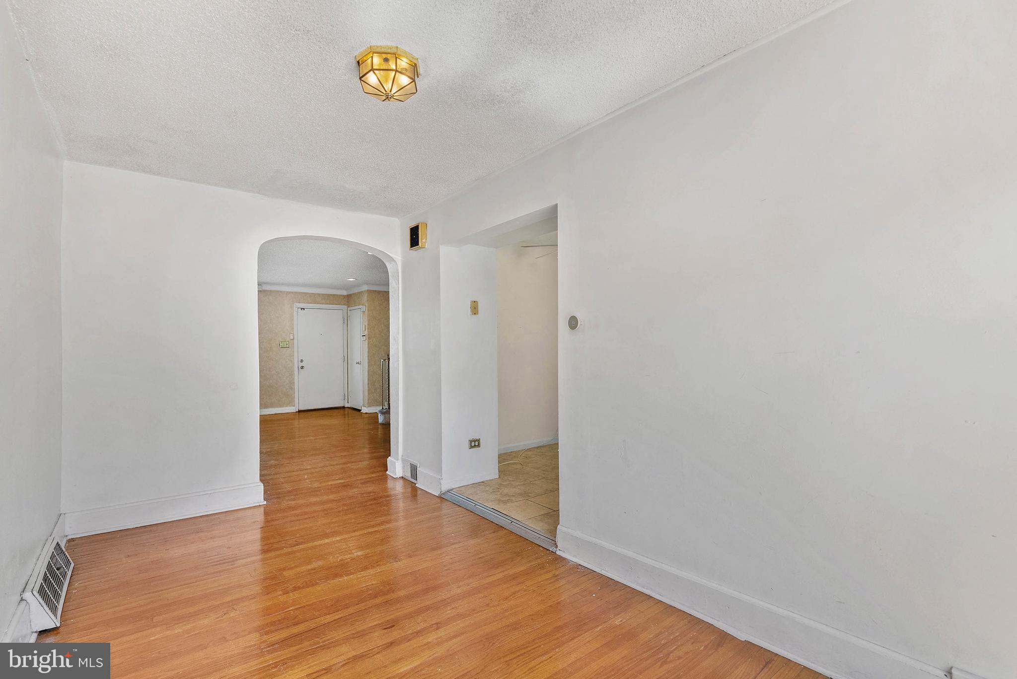 6221 CARDIFF STREET
