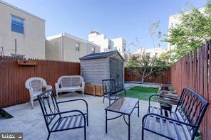 2337 FEDERAL STREET